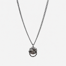 Load image into Gallery viewer, Horse Shoe Charm Necklace
