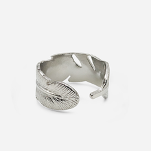 Load image into Gallery viewer, Feather Wrap Ring
